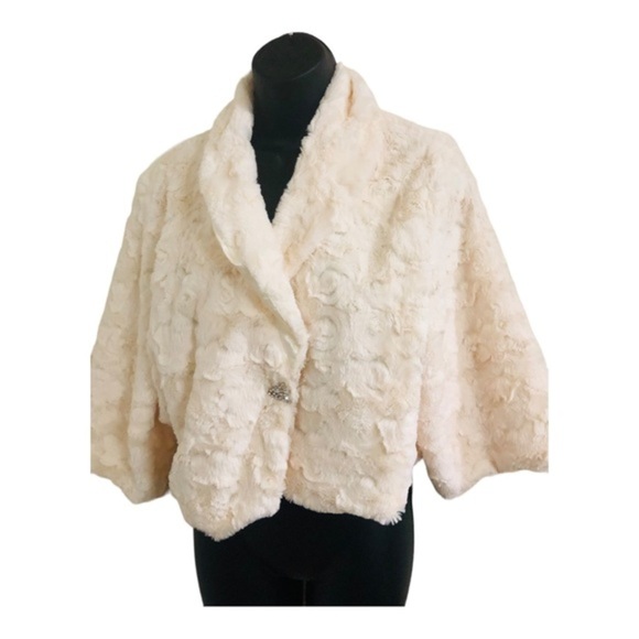 Cream Ivory faux fur capelet bolero jacket new size 2X new - Picture 2 of 16